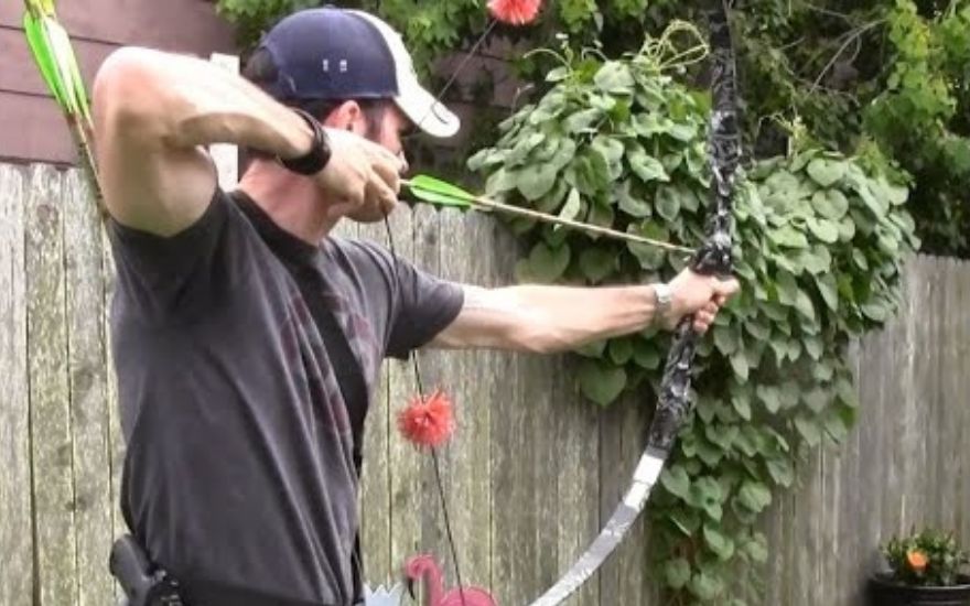 Shooting Recurve Bow with Silencer
